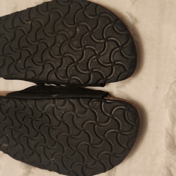 Birkenstock suade black sandals near new size 7W true size fit 8 1/2 to 9 - Picture 6 of 10